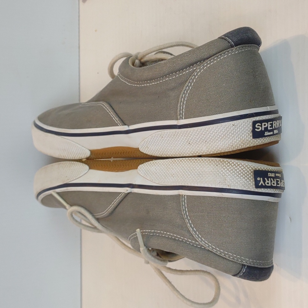 Sperry Topsider Men's Grey Halyard CVO Lace Up Saltwashed Sneaker - Picture 7 of 13
